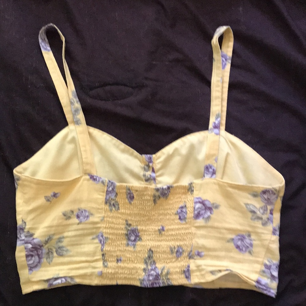 Floral Cropped Cami - Picture 3 of 4